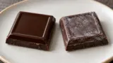 Ilustração editorial sobre chocolate esbranquiçado não é mofo.